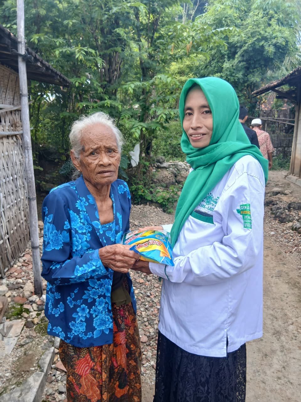 Foto dari album PENYALURAN ZAKAT FITRAH DI RANTING NU DESA MLIWANG